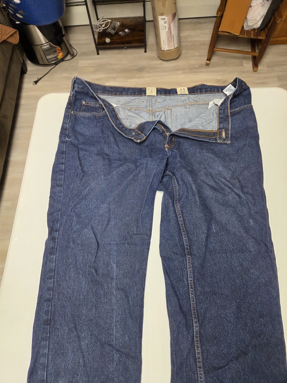 Red Men's Relaxed Dark Blue Denim Jeans